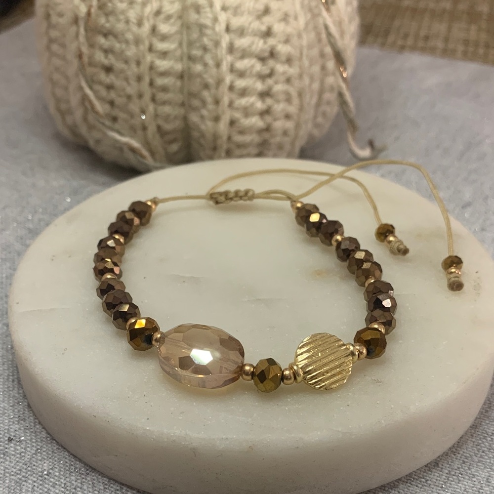 Bracelet - Picture 1 of 6